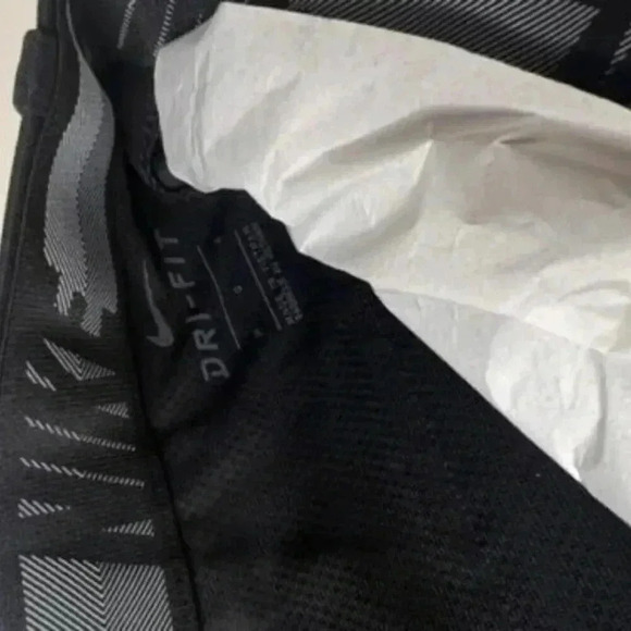 NWT! Nike Men's Dri-FIT Flex Shorts AJ5493 BLACK Golf Activewear Flexible - Picture 2 of 4